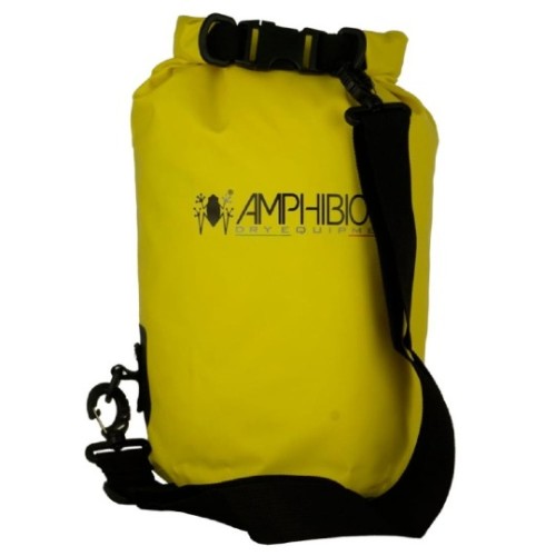 plywajacy-worek-wodoodporny-amphibious-tube-10l-zolty.webp