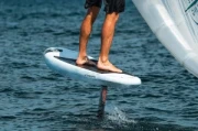 Starboard-FOILBOARD-Take-off-key-feature-thin-standing-area.webp