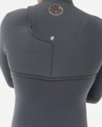 Pianka-Rip-Curl-2026-Ebomb-ZF-LS-Spr-22-Irn (3).webp