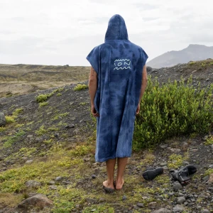 Poncho-ION-2026-Core-Granatowe (4).webp