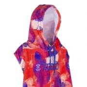 48230-7096_IOW-Poncho_Grom_03_403_tiger-coral_Model.webp
