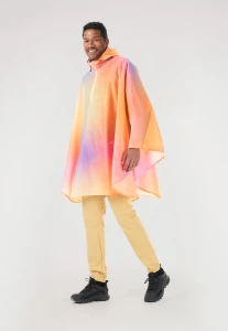 MVT0609_EYASI-PONCHO_GRADIENT-PRINT_B_P_015.webp