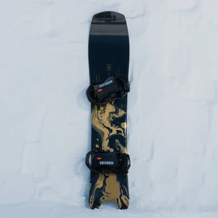 deska-snowboardowa-meska-nidecker-2027-the-mosquito-black-gold (6).webp