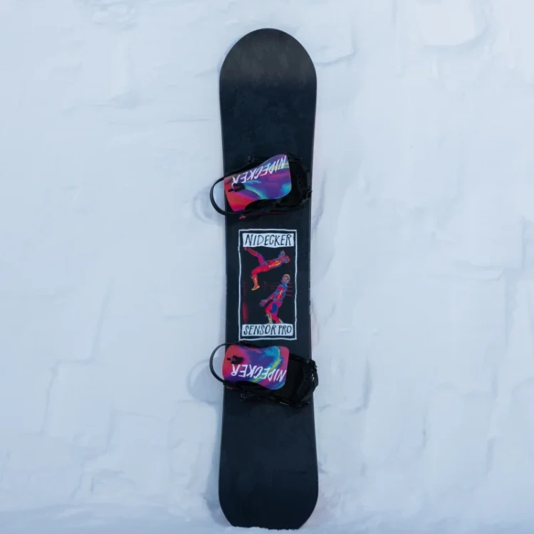 deska-snowboardowa-meska-nidecker-2027-sensor-pro-black-purple (5).webp