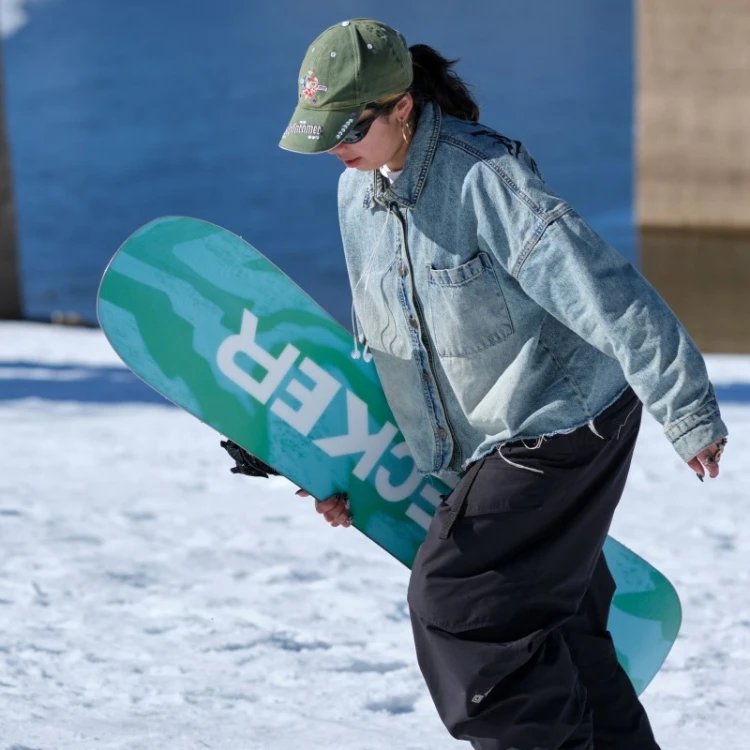 deska-snowboardowa-damska-nidecker-2027-cheat-code-women-black-blue-white (6).jpg