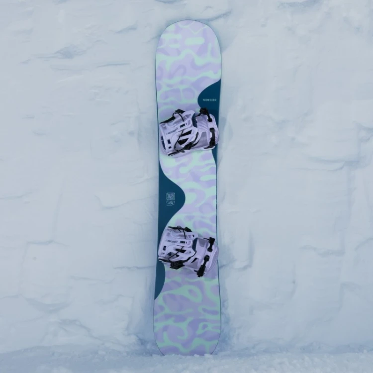 deska-snowboardowa-damska-nidecker-2027-elle-purple-green (1).jpg